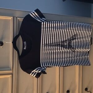 Eiffel tower T shirt   Size medium but runs like a small